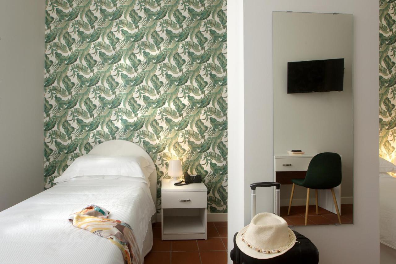 Palazzo Sant'Antonio Hotel Naples Exterior photo