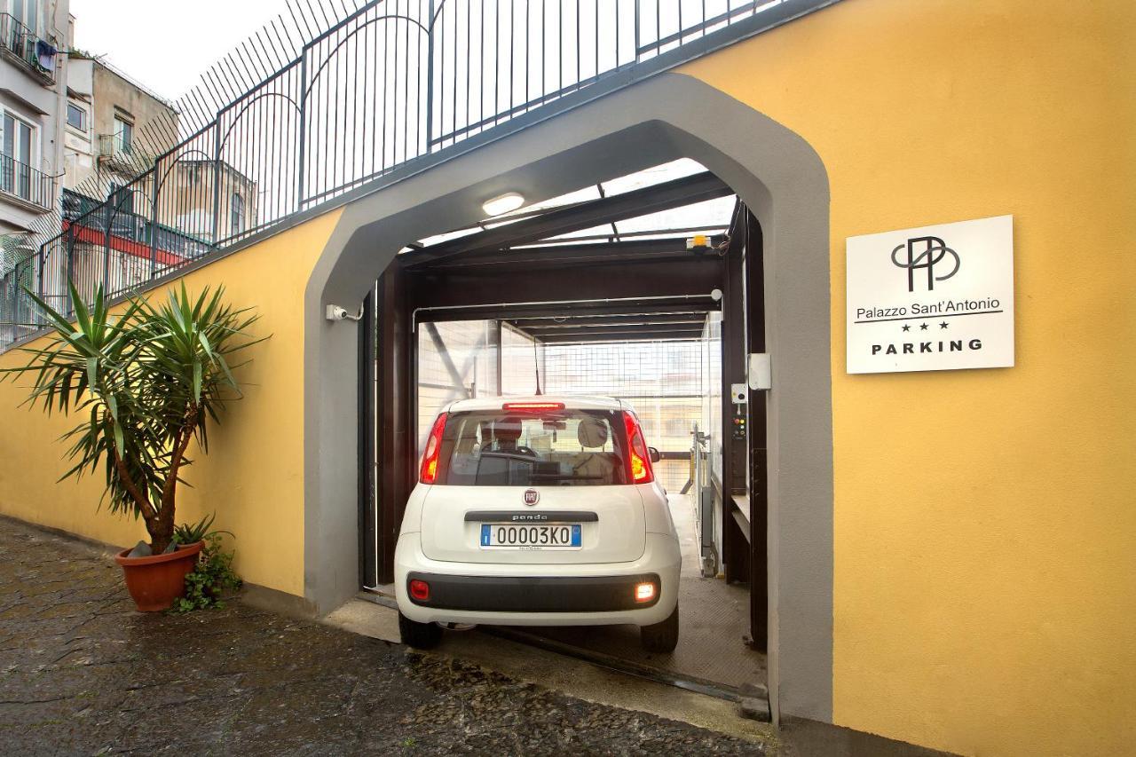 Palazzo Sant'Antonio Hotel Naples Exterior photo